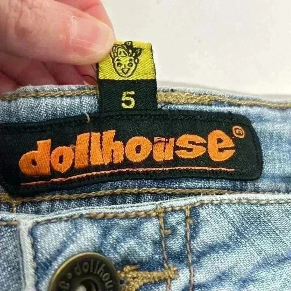 Vintage Y2K dollhouse wide leg jeans size 5 raise about 8 inches 31 inches - Picture 3 of 5